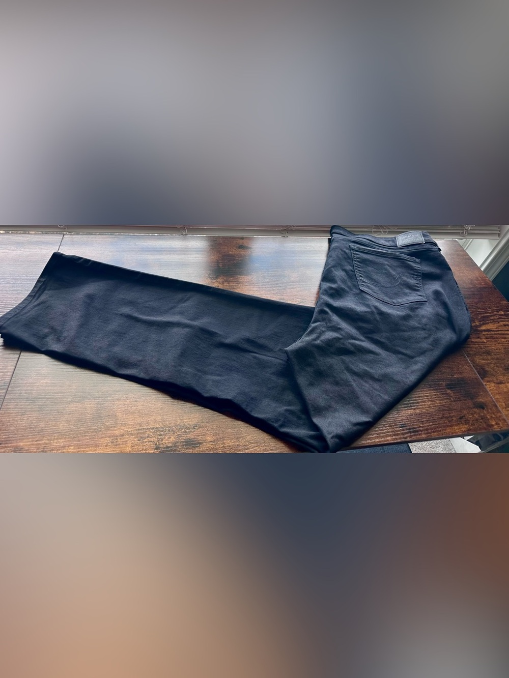 Signature by Levi Strauss Totally Shaping Straight Jeans